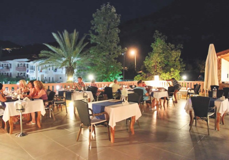 Ausstattung & Service