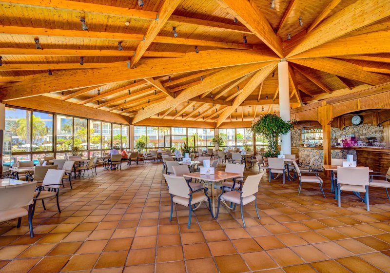 Ausstattung & Service