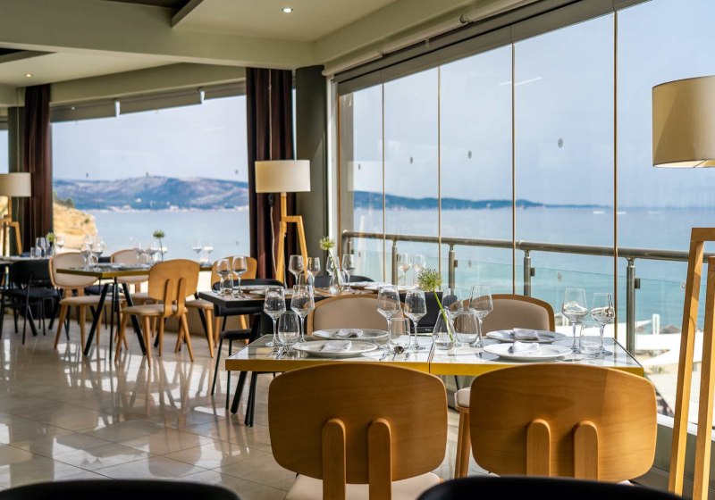 Ausstattung & Service