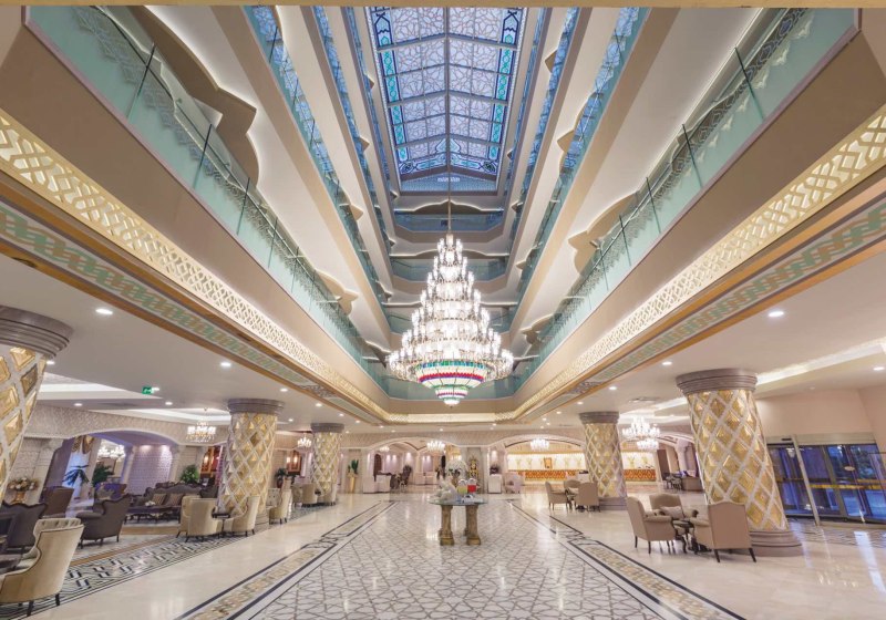 Ausstattung & Service