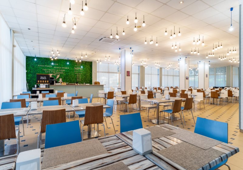 Ausstattung & Service