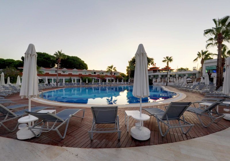 Ausstattung & Service