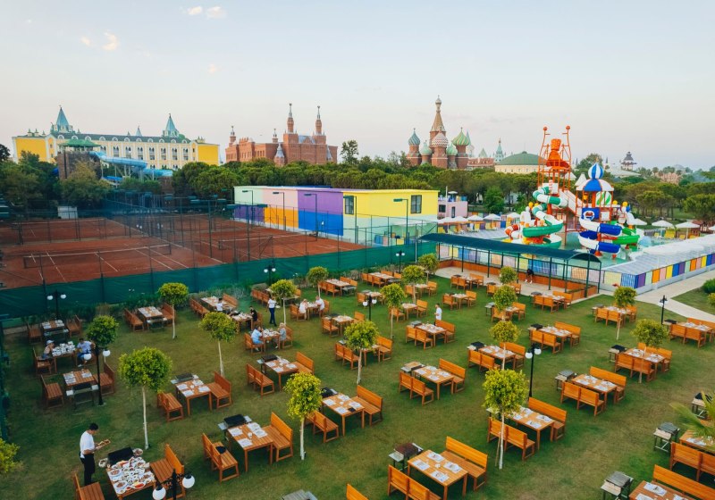 Ausstattung & Service