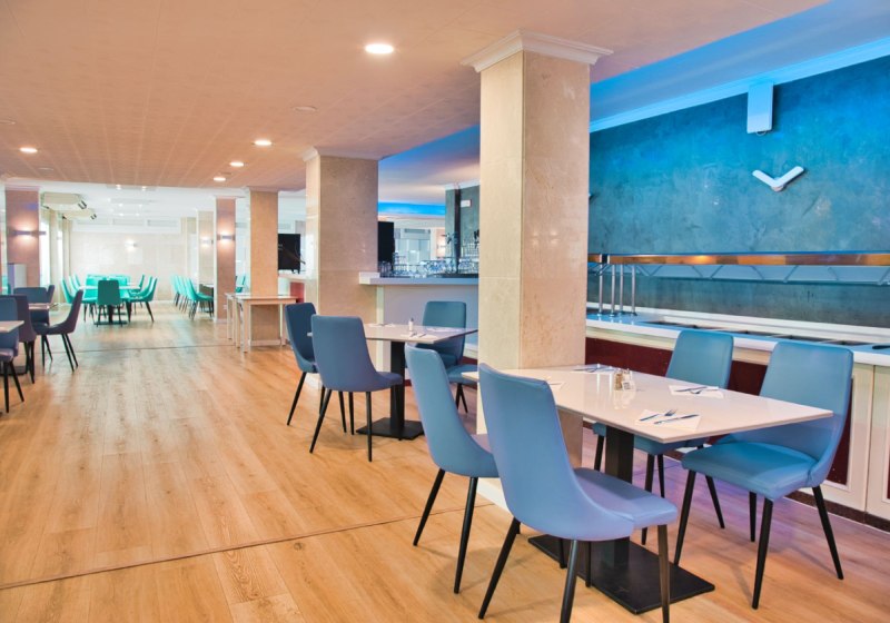 Ausstattung & Service