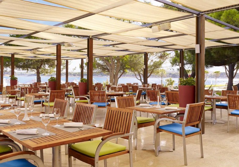 Ausstattung & Service