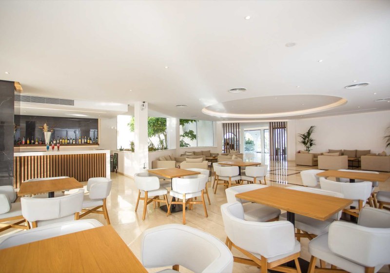 Ausstattung & Service