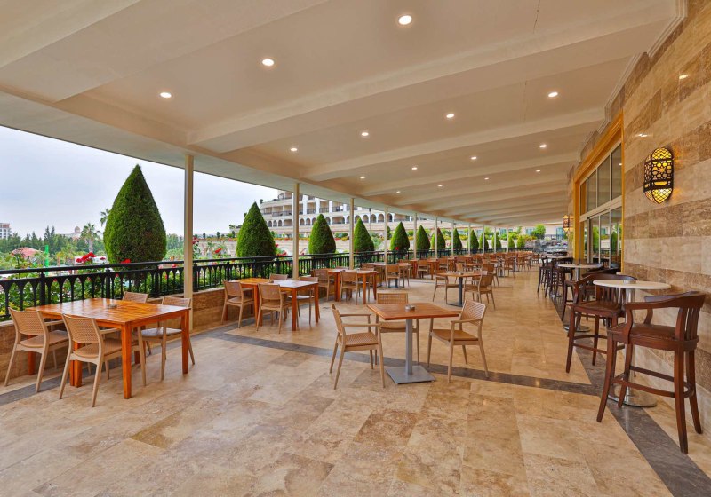 Ausstattung & Service