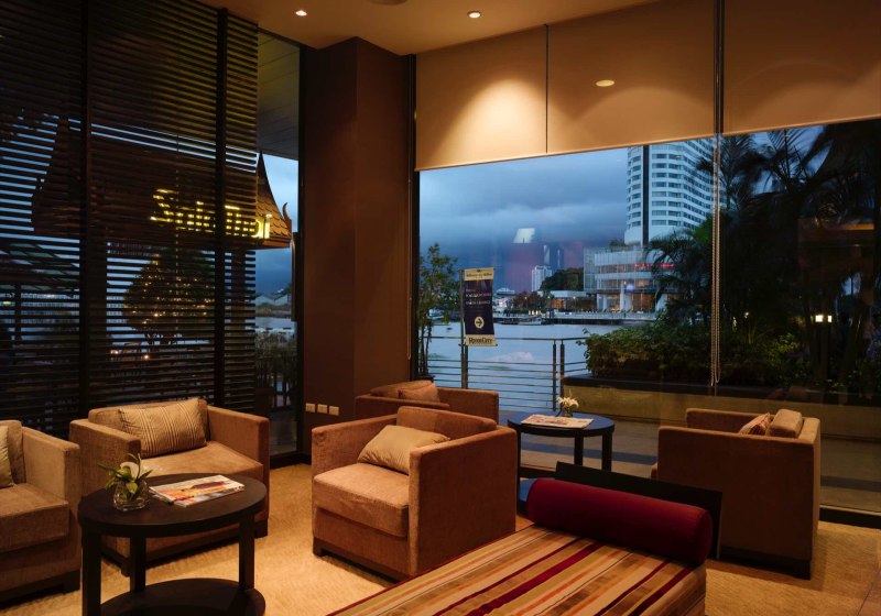 Ausstattung & Service