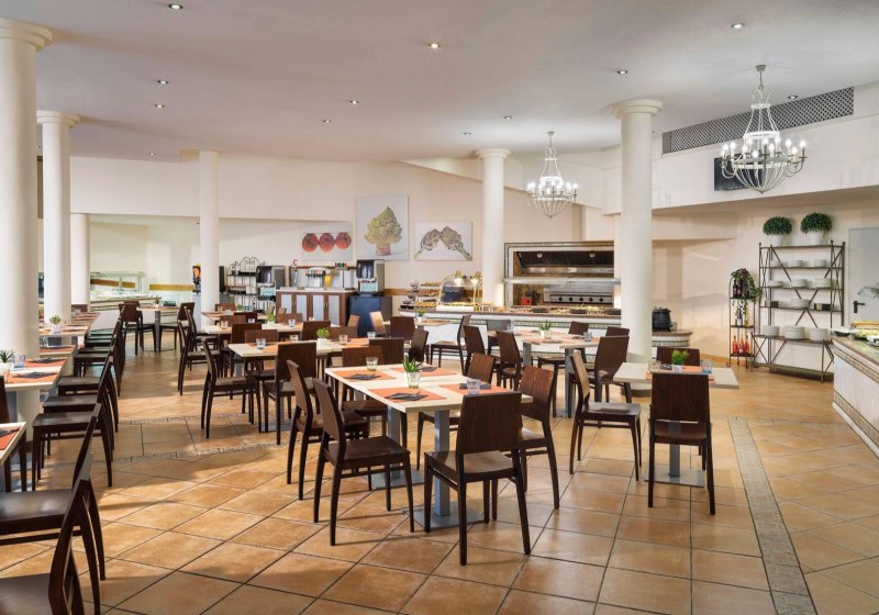 Ausstattung & Service