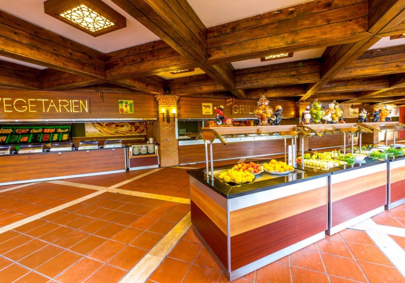 Ausstattung & Service