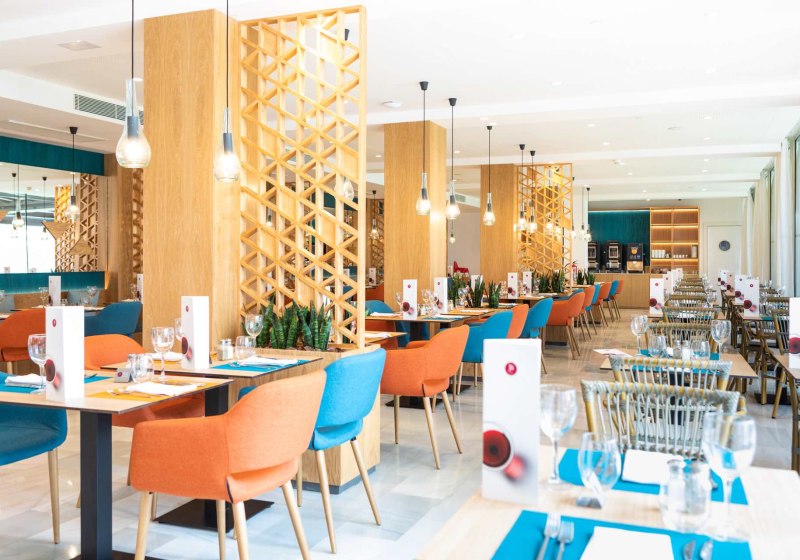 Ausstattung & Service