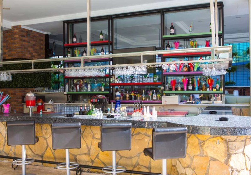 Ausstattung & Service