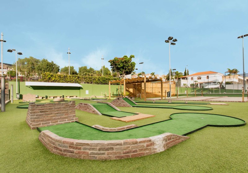 Ausstattung & Service