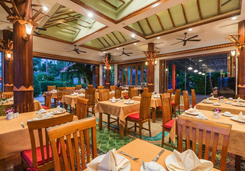 Ausstattung & Service