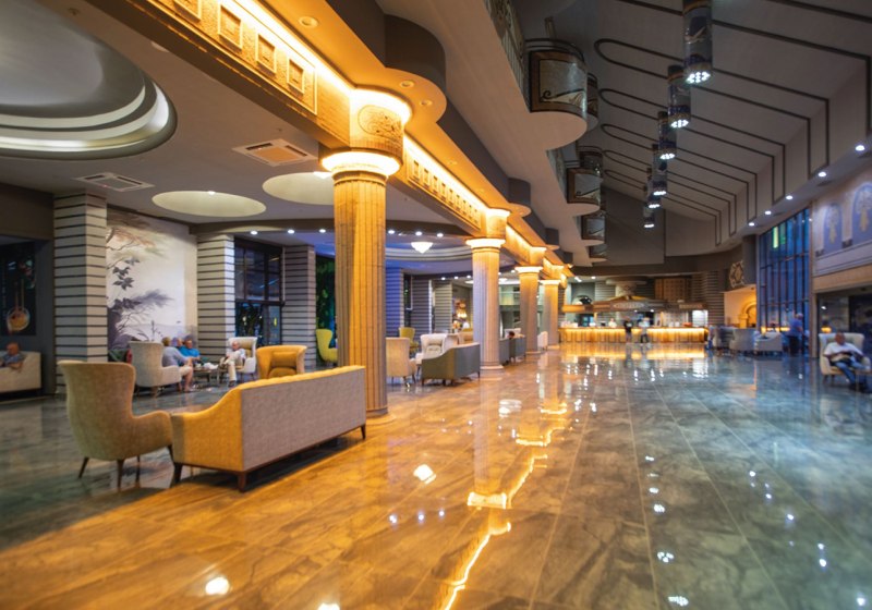 Ausstattung & Service