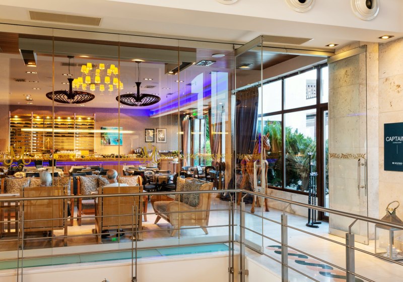 Ausstattung & Service