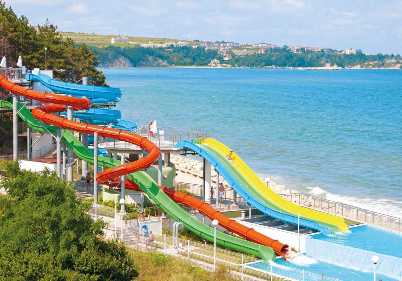 Sol Luna Bay & Mare Resort