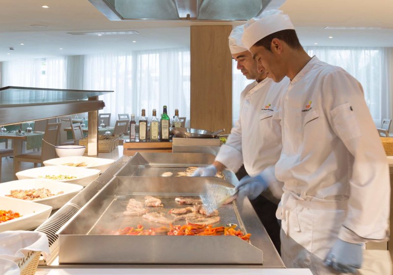 Ausstattung & Service