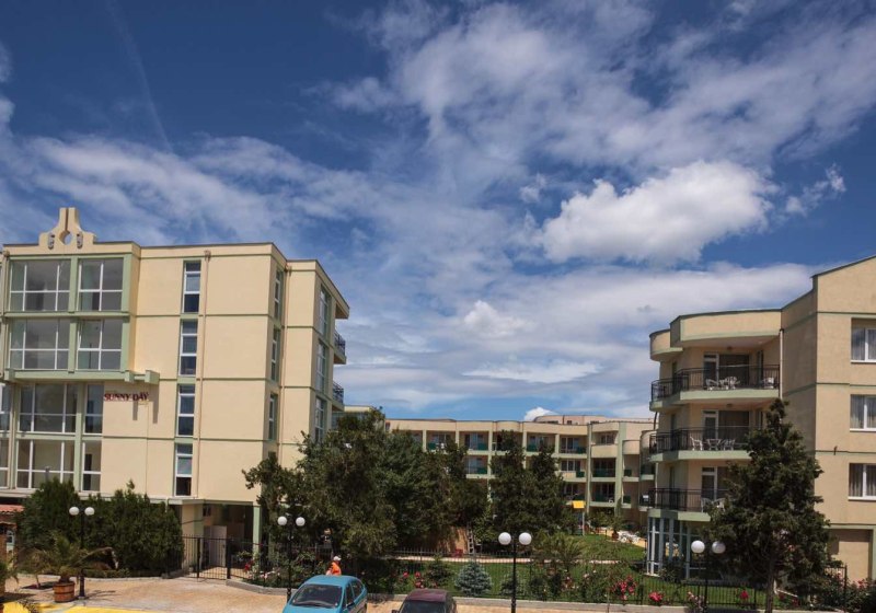 Sunny Day Club Hotel