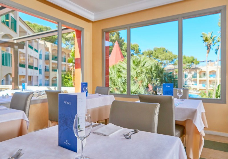 Ausstattung & Service