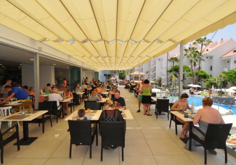 Ausstattung & Service