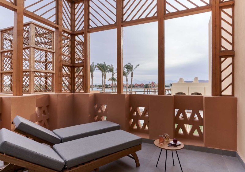 Ausstattung & Service