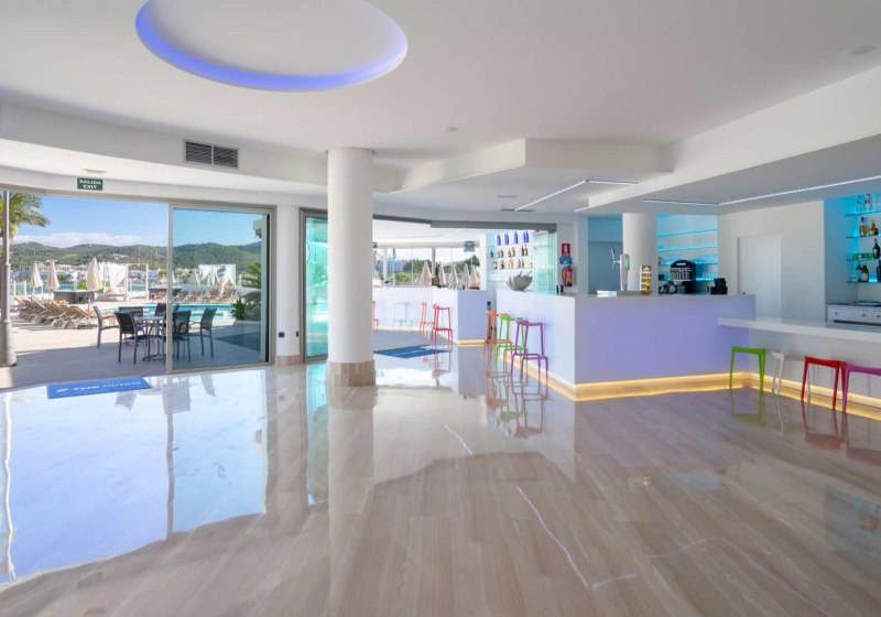 Ausstattung & Service