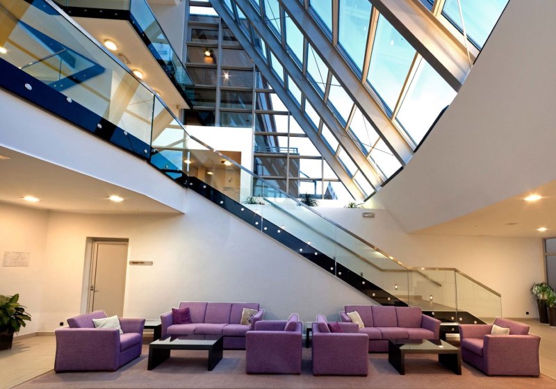 Ausstattung & Service