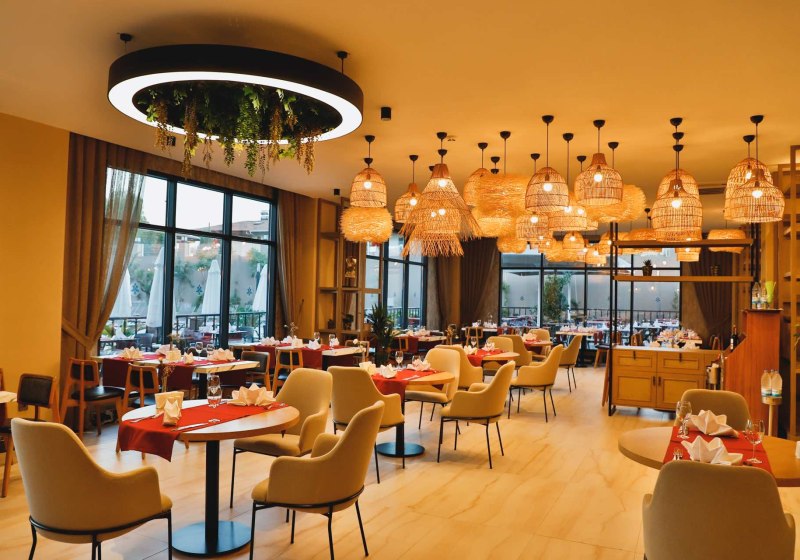 Ausstattung & Service