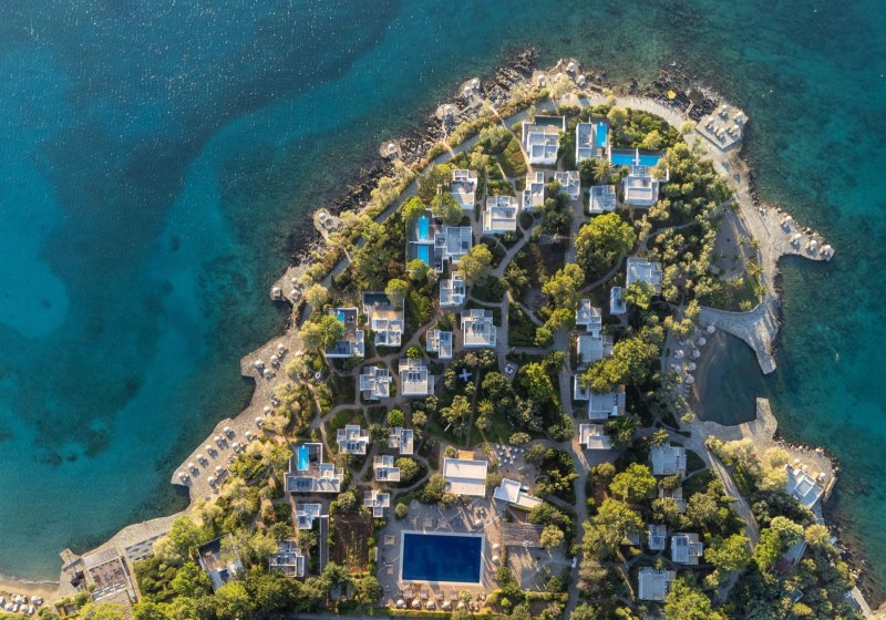 Minos Beach Art Hotel