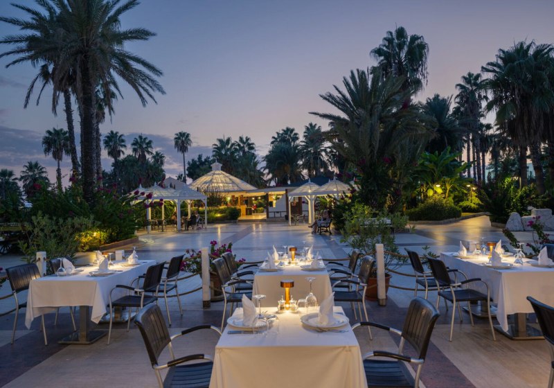 Ausstattung & Service