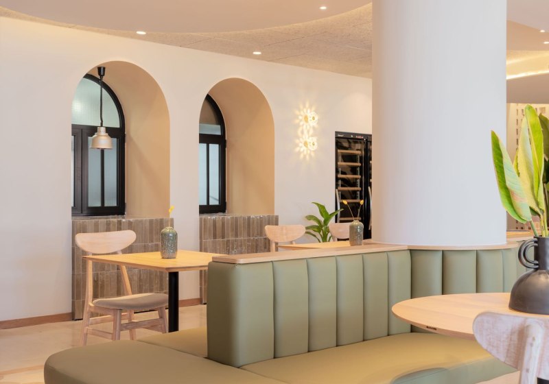 Ausstattung & Service