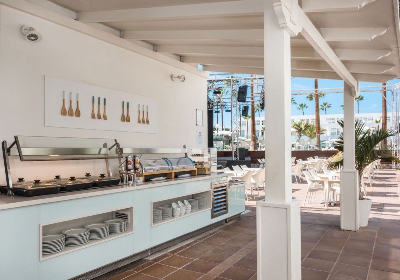 Ausstattung & Service