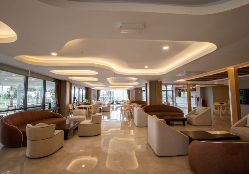 Ausstattung & Service