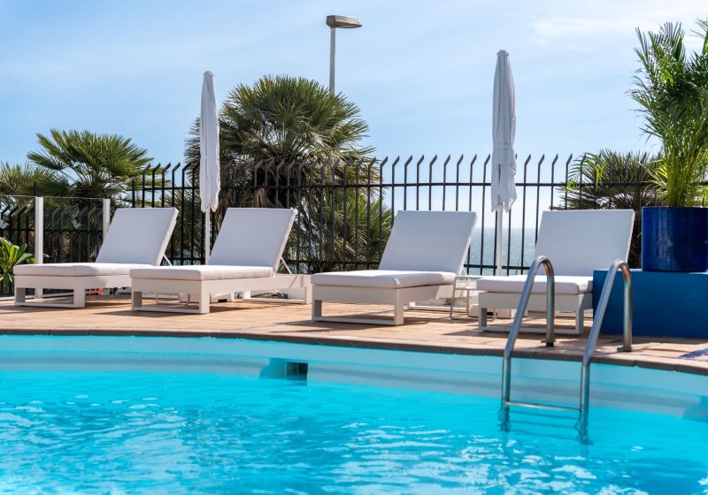 Beispiel: Hotel Außenpool