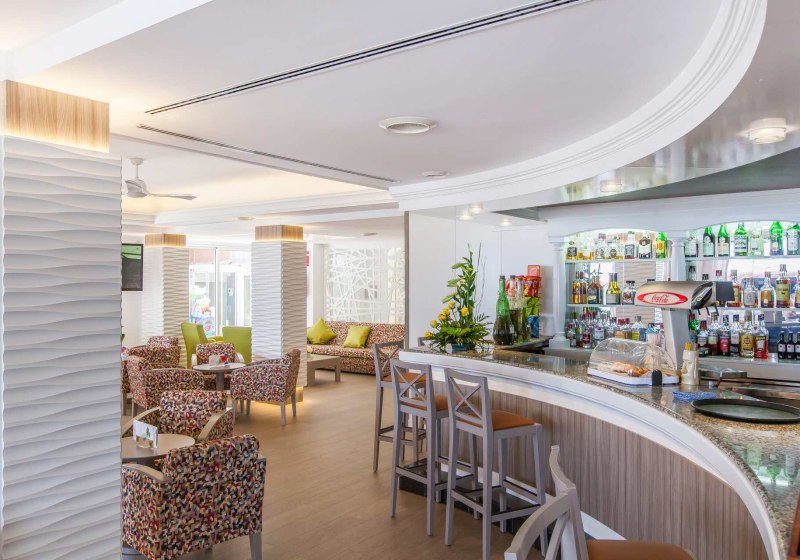 Ausstattung & Service