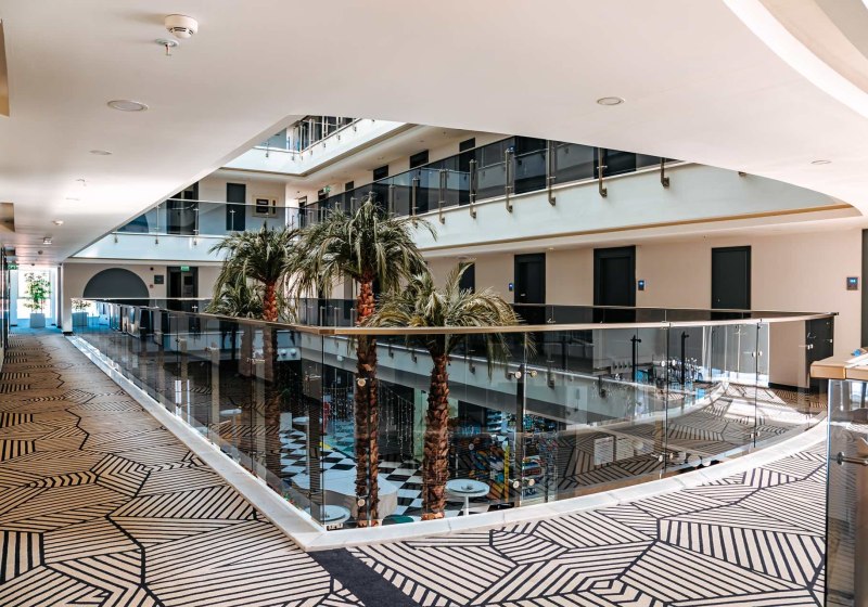 Ausstattung & Service