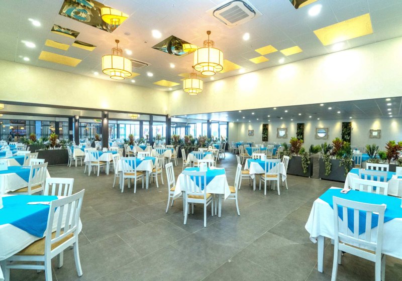 Ausstattung & Service