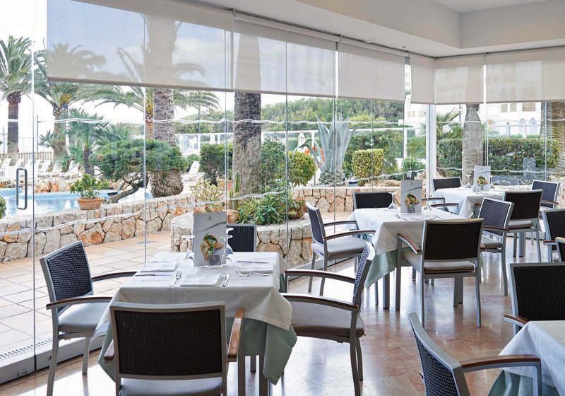 Ausstattung & Service