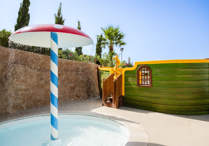 db Seabank Resort & Spa