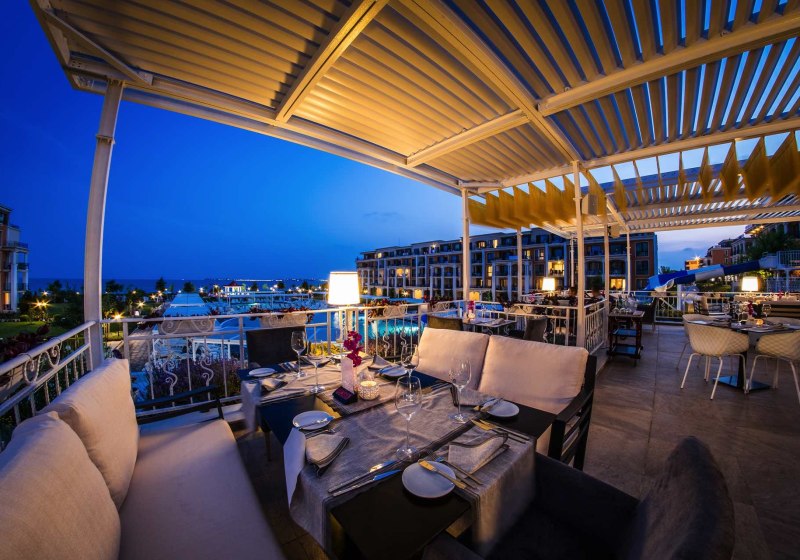 Ausstattung & Service