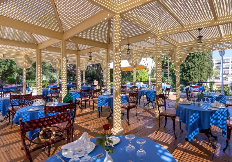 Ausstattung & Service