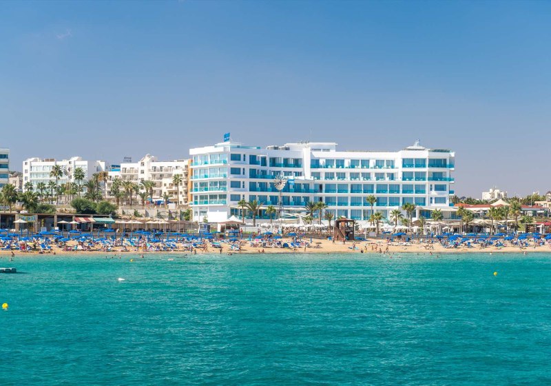 Vrissaki Beach Hotel