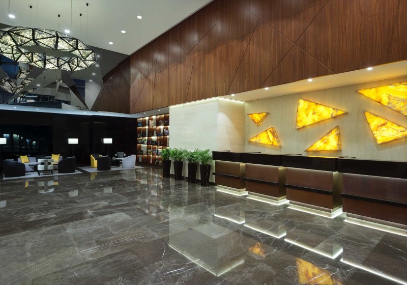 Ausstattung & Service