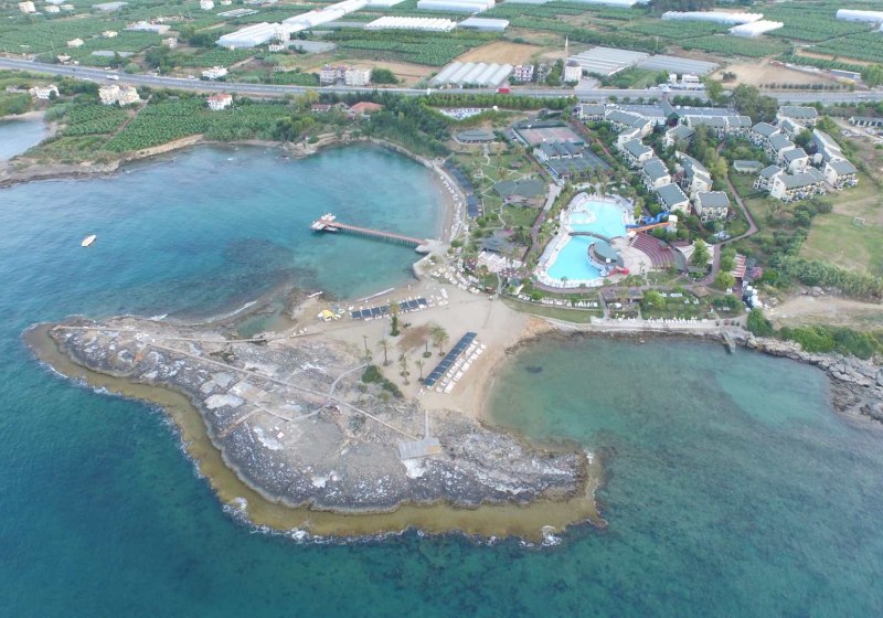 Oz Hotels Incekum Beach Resort