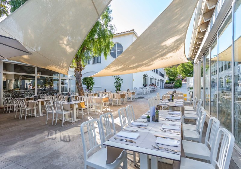 Ausstattung & Service