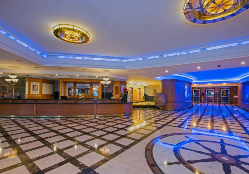 Ausstattung & Service