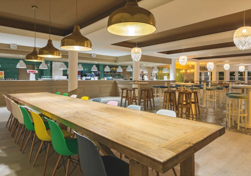 Ausstattung & Service