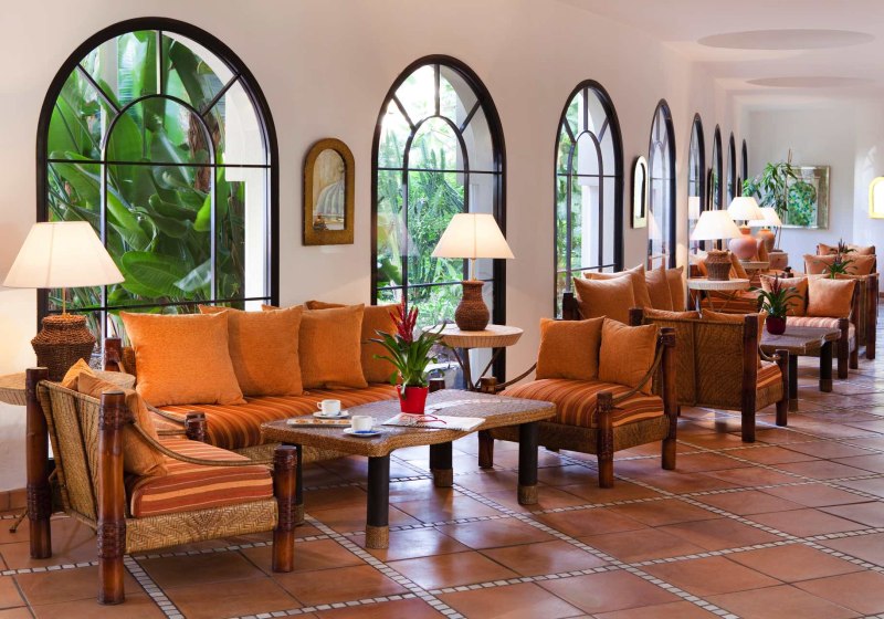 Ausstattung & Service