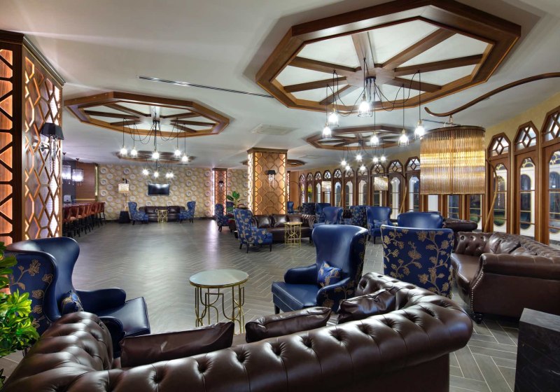 Ausstattung & Service